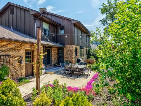 15 Oaklane Drive Ottawa IL 61350