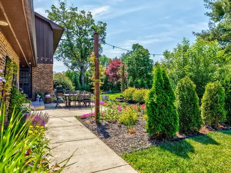 15 Oaklane Drive Ottawa IL 61350