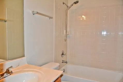 2527 Sheehan Drive Naperville IL 60564