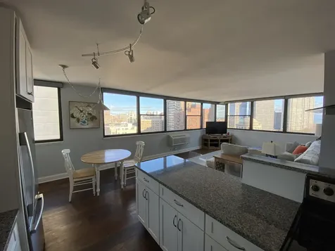 2700 North Hampden Court Chicago IL 60614