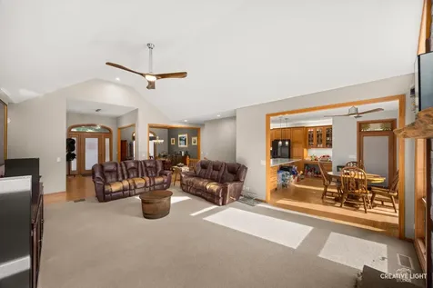 10605 Red Hawk Lane Spring Grove IL 60081
