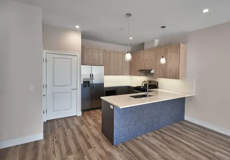 926 East 43rd Street Chicago IL 60653