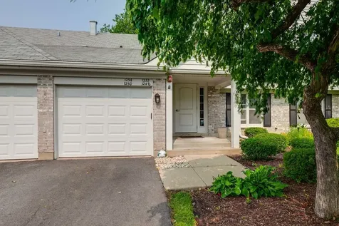 1254 Streamwood Lane Vernon Hills IL 60061
