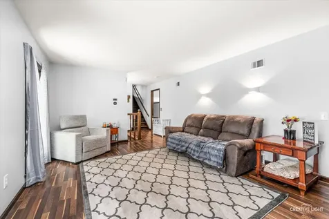 112 Hickory Street Oswego IL 60543