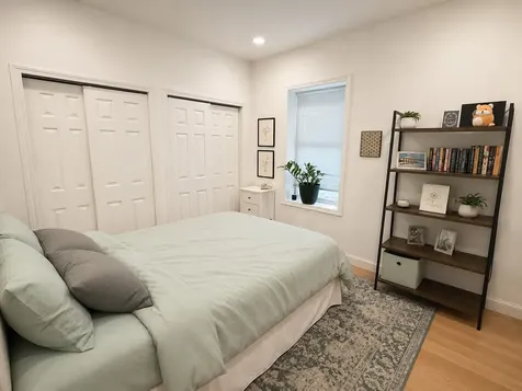 1330 West Roscoe Street Chicago IL 60657