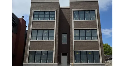 2644 North Lakewood Avenue Chicago IL 60614