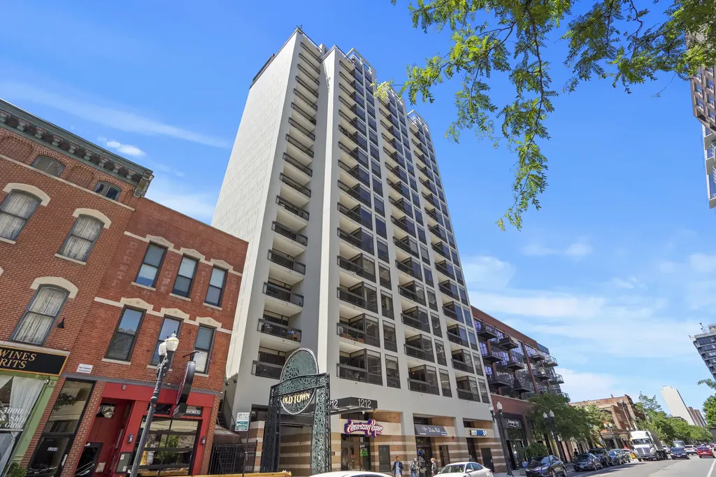 1212 North Wells Street Chicago IL 60610