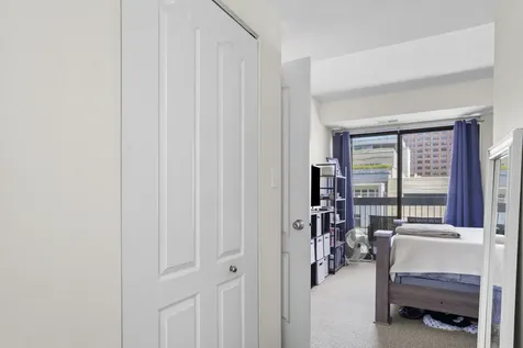 1212 North Wells Street Chicago IL 60610