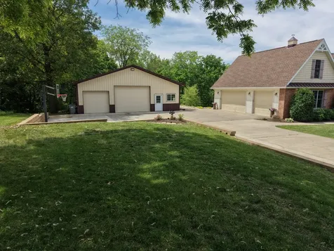 34554 1375 North Avenue Spring Valley IL 61362