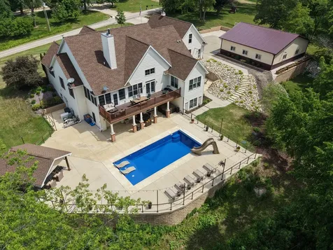 34554 1375 North Avenue Spring Valley IL 61362