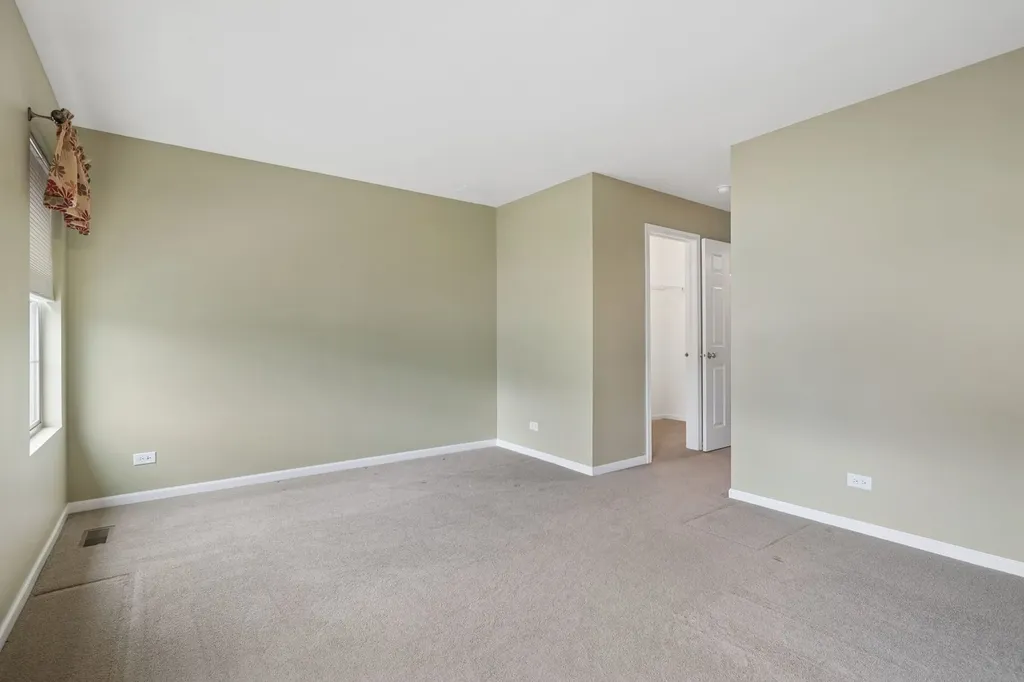 0N083 Vermont Court Winfield IL 60190