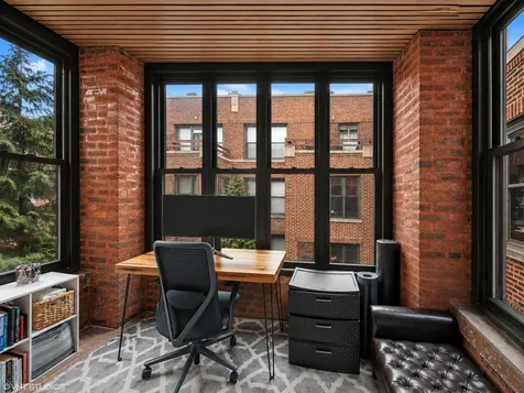 743 West Cornelia Avenue Chicago IL 60657