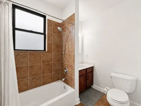 743 West Cornelia Avenue Chicago IL 60657
