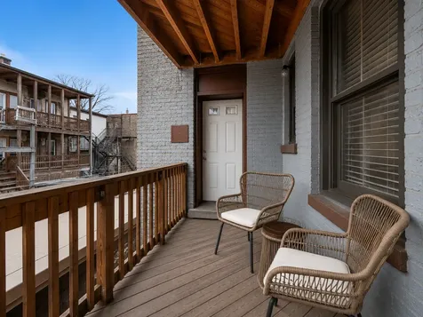 743 West Cornelia Avenue Chicago IL 60657