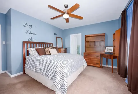825 West Warmouth Street Salem IL 62881