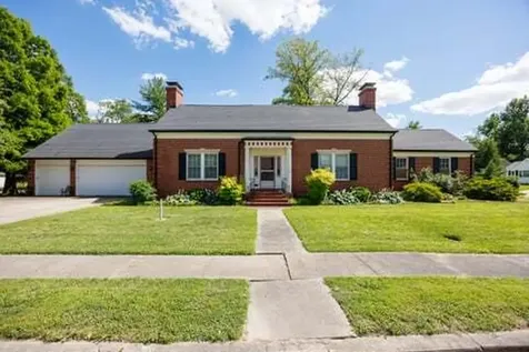 825 West Warmouth Street Salem IL 62881