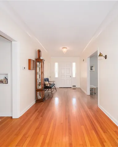825 West Warmouth Street Salem IL 62881
