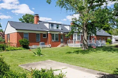 825 West Warmouth Street Salem IL 62881