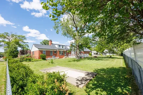 825 West Warmouth Street Salem IL 62881