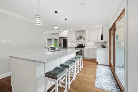 1132 South Fernandez Avenue Arlington Heights IL 60005
