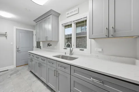 1132 South Fernandez Avenue Arlington Heights IL 60005