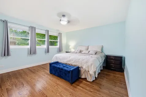 1132 South Fernandez Avenue Arlington Heights IL 60005