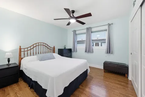 1132 South Fernandez Avenue Arlington Heights IL 60005