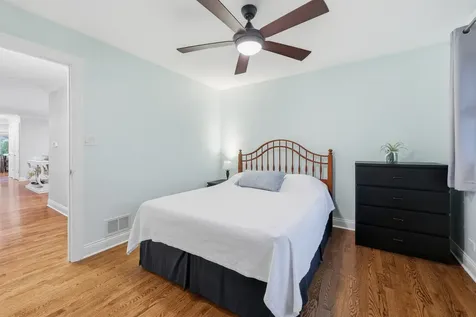 1132 South Fernandez Avenue Arlington Heights IL 60005