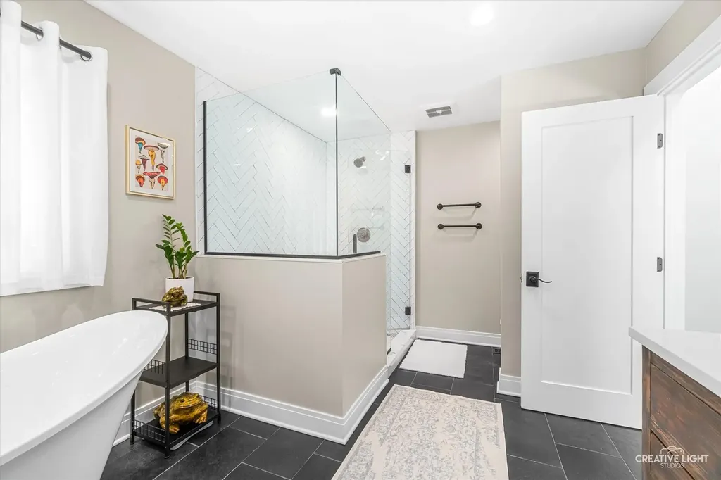 680 Glen Haven Lane Glen Ellyn IL 60137