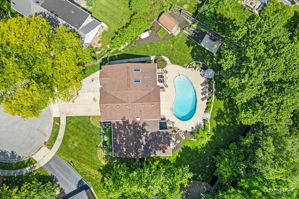 680 Glen Haven Lane Glen Ellyn IL 60137