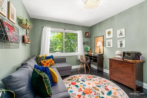 680 Glen Haven Lane Glen Ellyn IL 60137