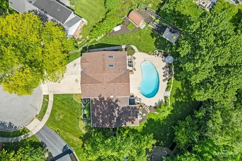 680 Glen Haven Lane Glen Ellyn IL 60137