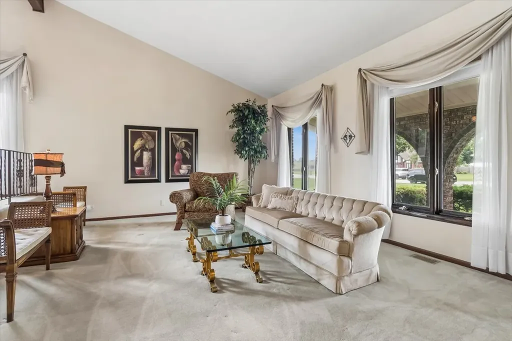 350 Essex Lane New Lenox IL 60451