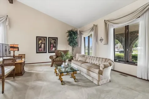 350 Essex Lane New Lenox IL 60451