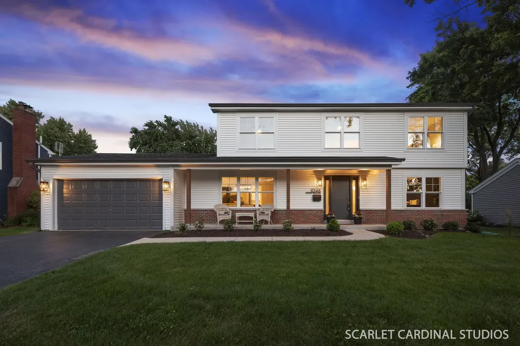 1048 Summit Hills Lane Naperville IL 60563