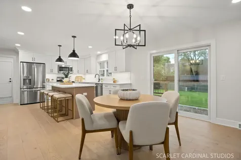 1048 Summit Hills Lane Naperville IL 60563