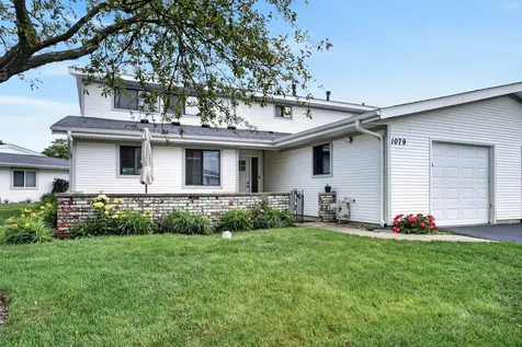 1079 Foxboro Lane Schaumburg IL 60193