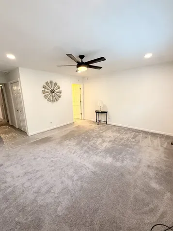 228 Harvard Lane Bloomingdale IL 60108