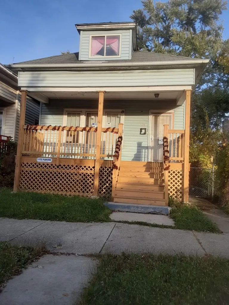 7139 South Winchester Avenue Chicago IL 60636
