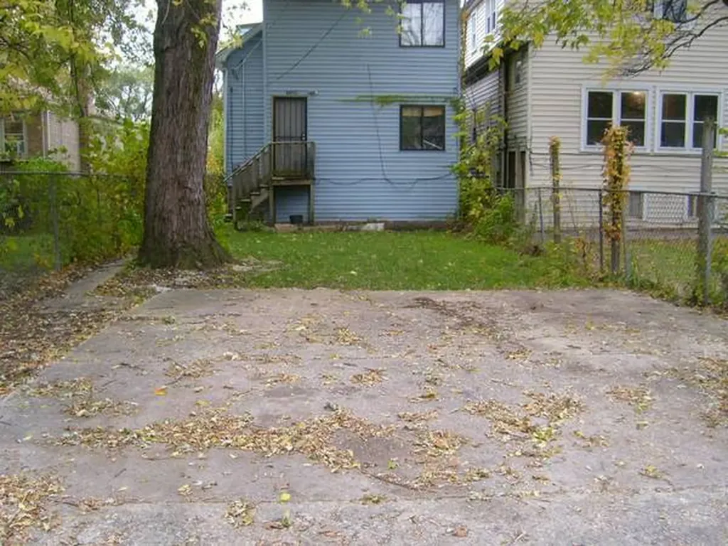 7139 South Winchester Avenue Chicago IL 60636