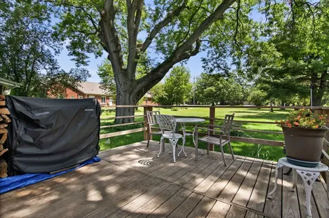 6N192 Weber Drive St. Charles IL 60174