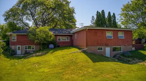 6N192 Weber Drive St. Charles IL 60174
