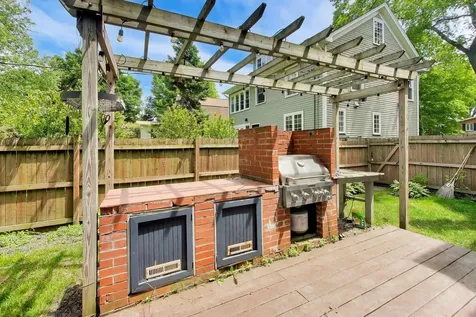 1911 Colfax Street Evanston IL 60201