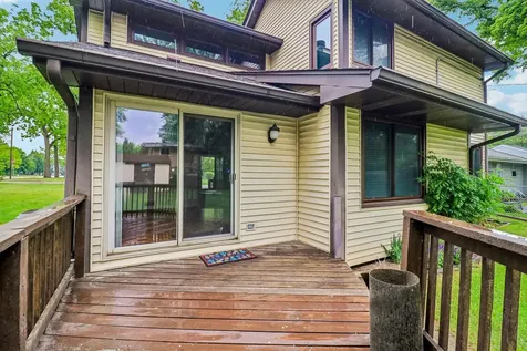 1079 Braeburn Road Mundelein IL 60060