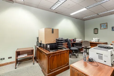 4939 West 95th Street Oak Lawn IL 60453