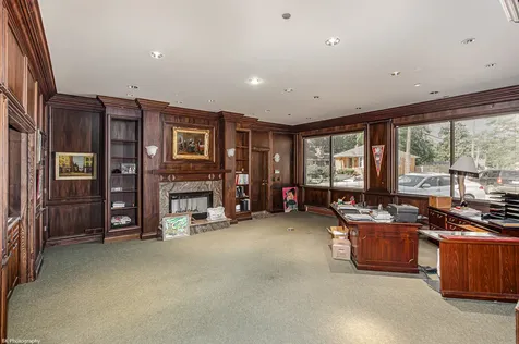 4939 West 95th Street Oak Lawn IL 60453