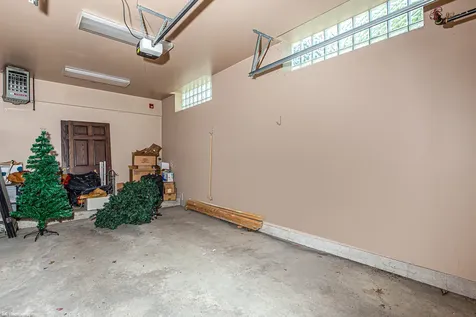 4939 West 95th Street Oak Lawn IL 60453