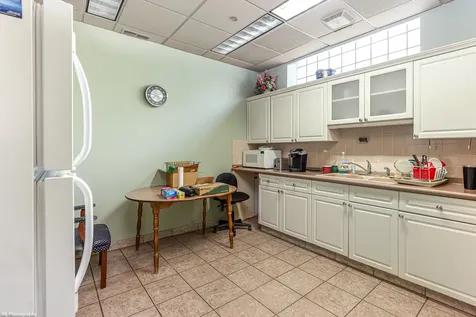 4939 West 95th Street Oak Lawn IL 60453