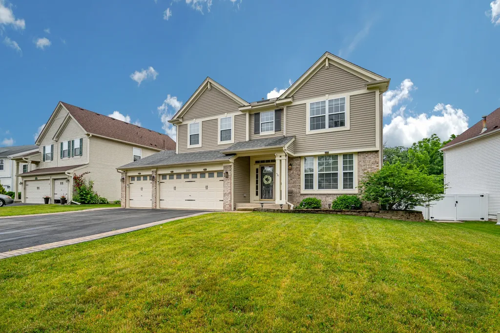 580 Hamilton Lane North Aurora IL 60542