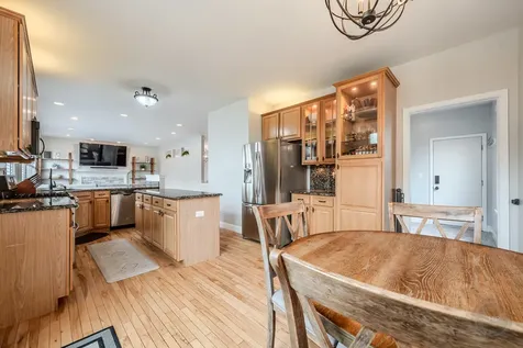 580 Hamilton Lane North Aurora IL 60542
